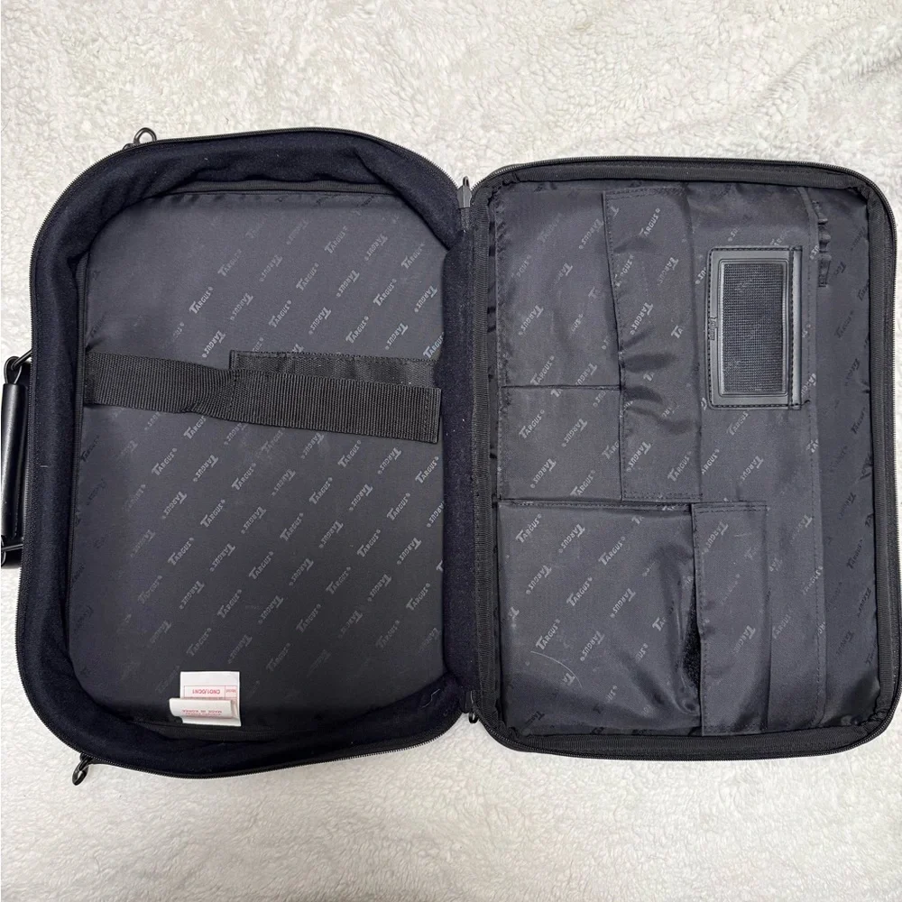 Vtg deadstock Targus Laptop Briefcase Y2K Office Core Minimalist Tech Bag Strap